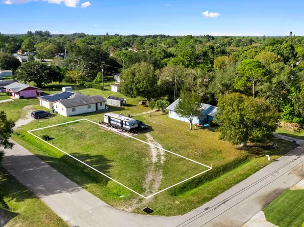 3694 Avenue K, Fort Pierce, FL 34947