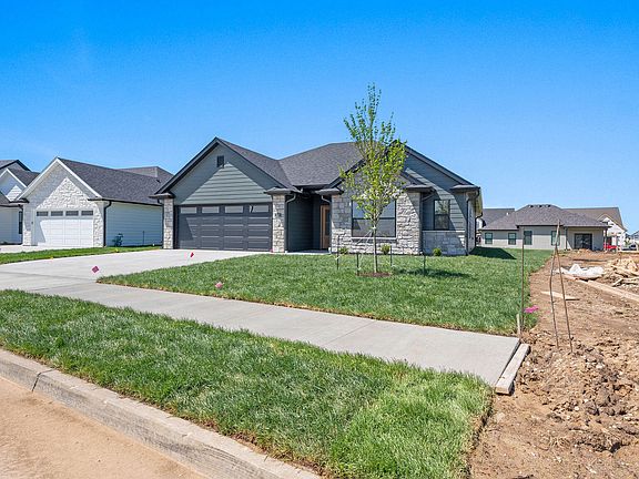 2nd image of 2513 Misty Flower Ct