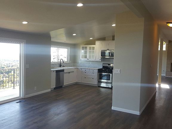 2nd image of 530 San Clemente Way