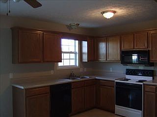 3rd image of 127 Rolling Meadows Dr