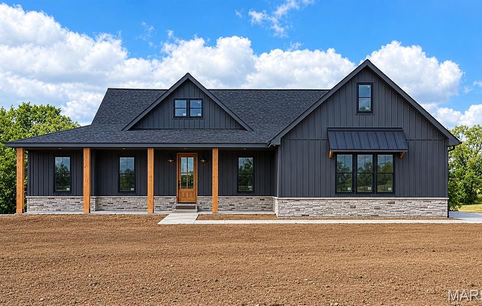 1st image of 24557 Meadows Trl