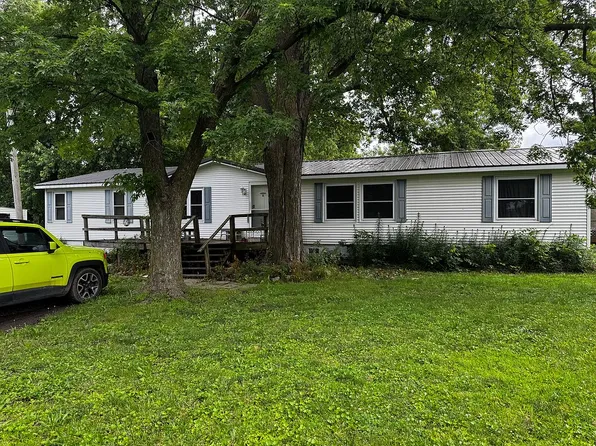 622 Bradley St, Higbee, MO 65257