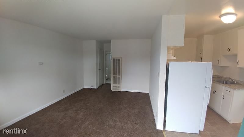 1st image of 240 Pamela Ave APT 1