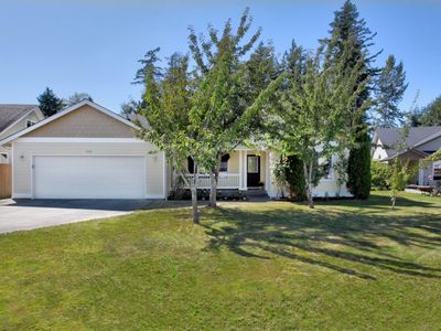 8387 Richmond Park Rd, Blaine, WA, 98230