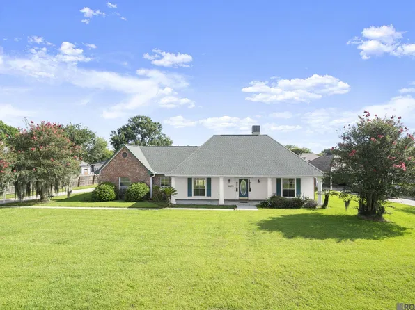 38278 Oakleigh Ln, Prairieville, LA 70769