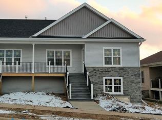 6285 Quarry Vis, Fitchburg, WI 53719