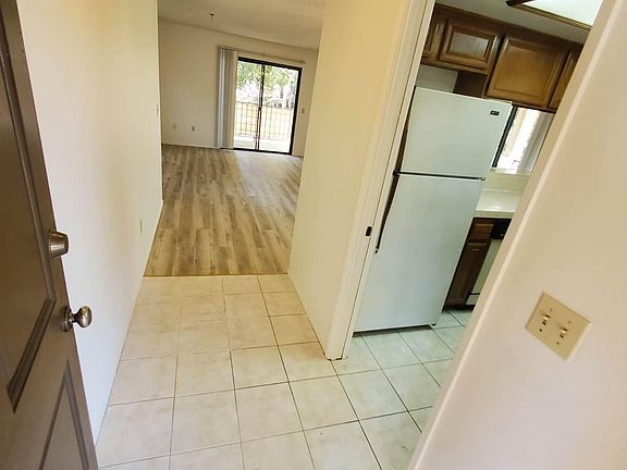 5th image of 88 S San Marino Ave APT 103