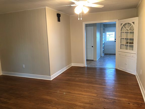 Looking into back living rm