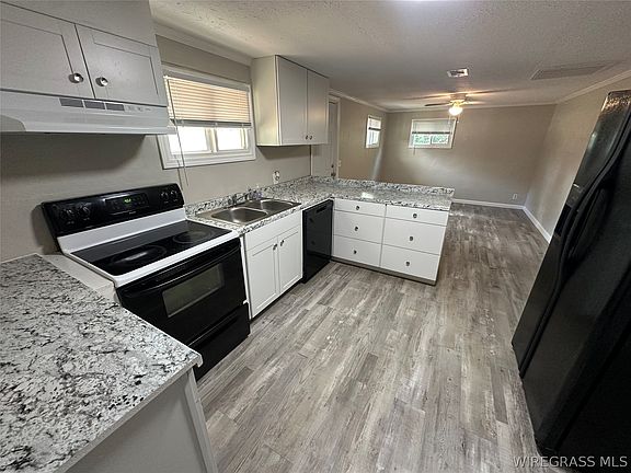 2nd image of 103 Wesley Dr