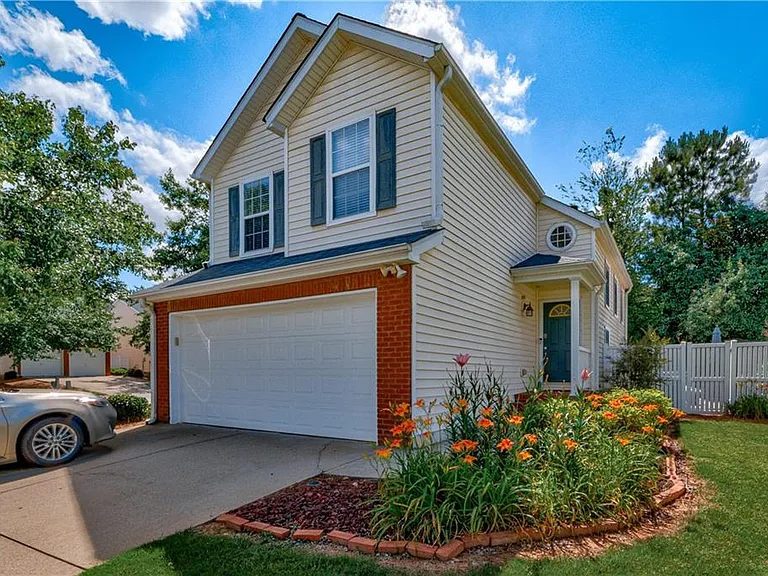 13226 Aventide Ln — Photo 1