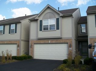 627 W Georgian Ct, Addison, IL 60101