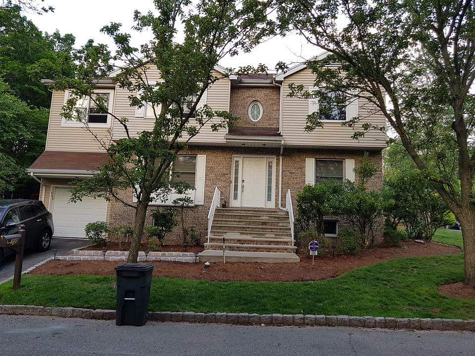 1st image of 300 Van Orden Ave