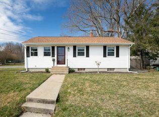 43 Sheffield Ave, West Warwick, RI 02893