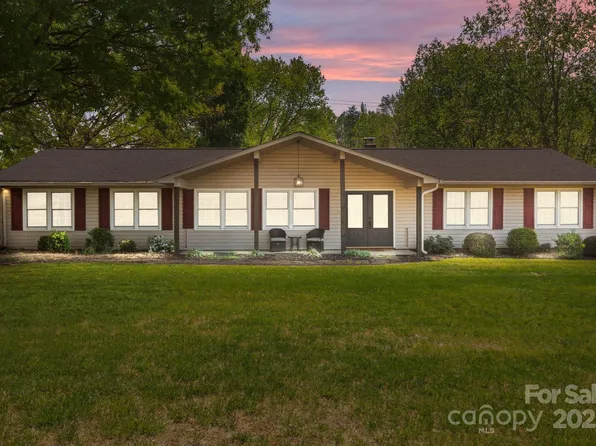 6325 Yount Dr, Salisbury, NC 28147