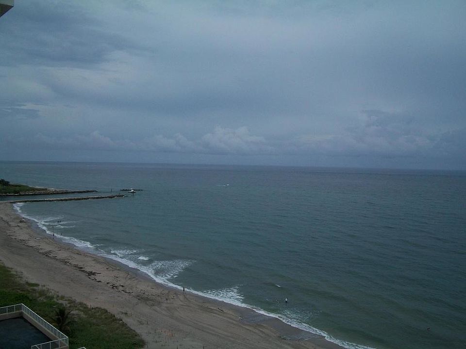2nd image of 1200 S Ocean Blvd #Phg