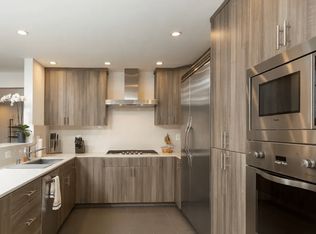 1007 N San Vicente Blvd #20388865, West Hollywood, CA 90069