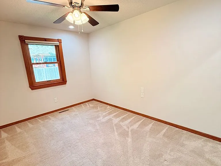 1182 E Evans St — Photo 24