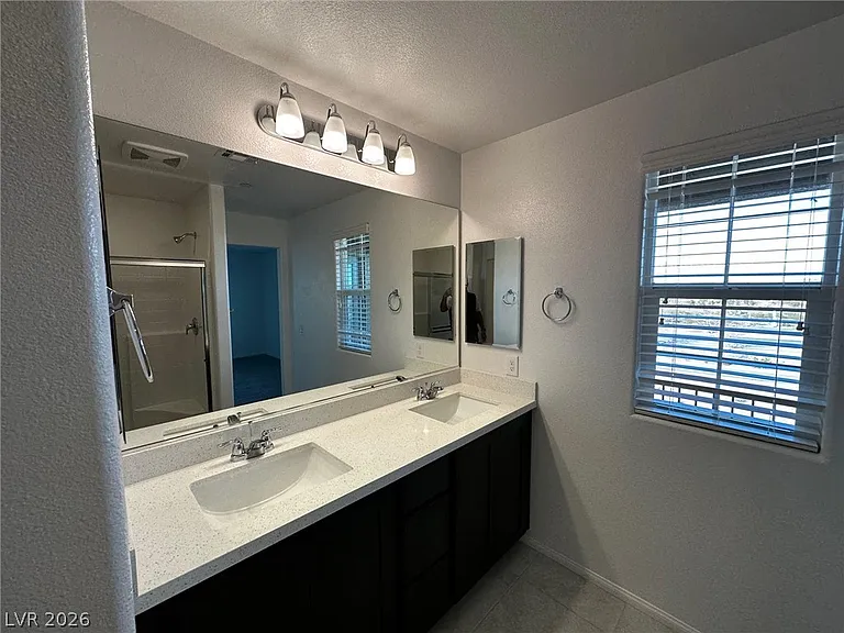 512 Ylang Pl — Photo 4