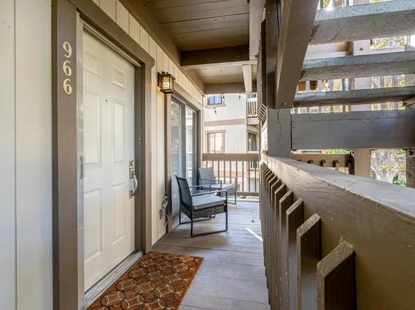 966 Apricot Ave, Campbell, CA 95008