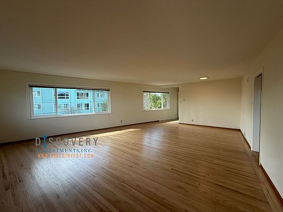 5th image of 296 Lenox Ave #5