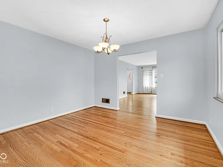 1420 Kessler Boulevard East Dr — Photo 12