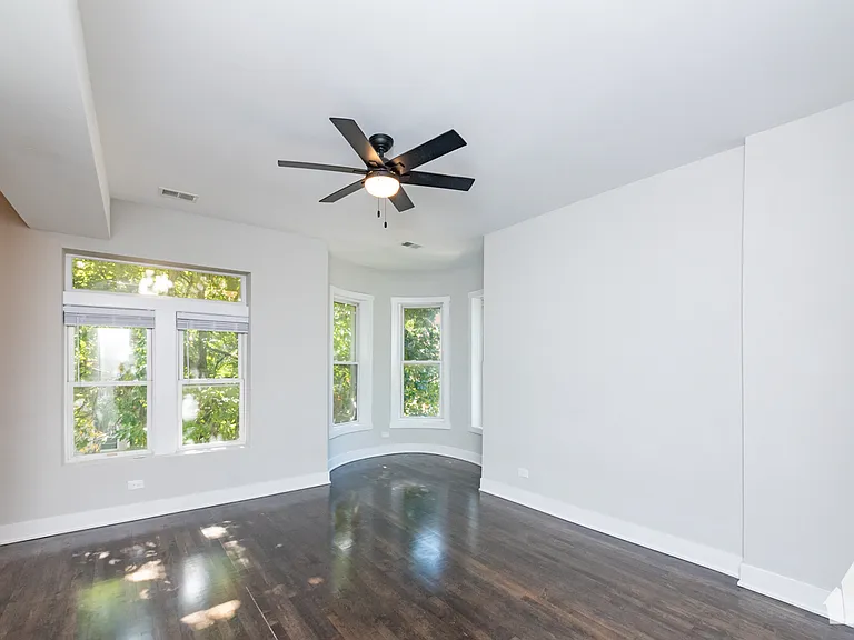 2658 W Cortez St #3 — Photo 3