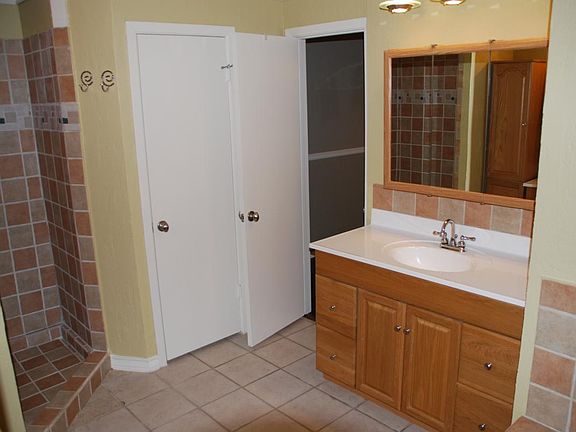 master bath 1