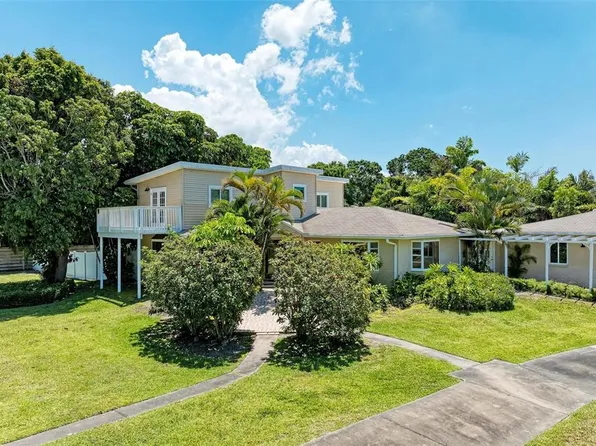 6615 7th Avenue Blvd NW, Bradenton, FL 34209