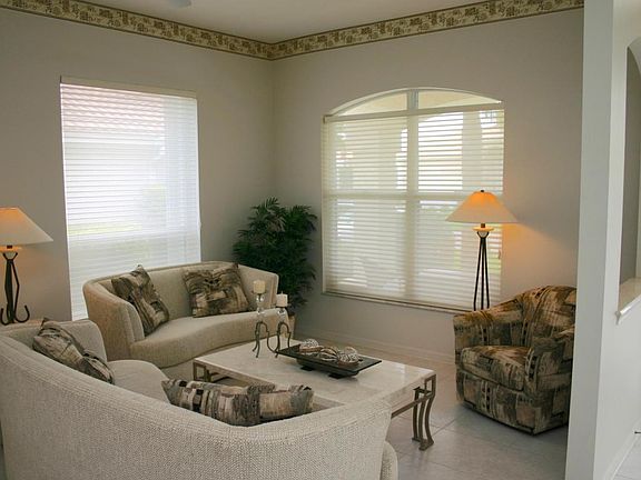 4th image of 588 NW Lambrusco Dr