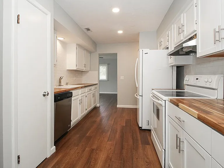 1701 Glenwood Dr — Photo 22