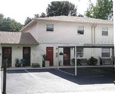 1st image of 7274 Moffatt Ln