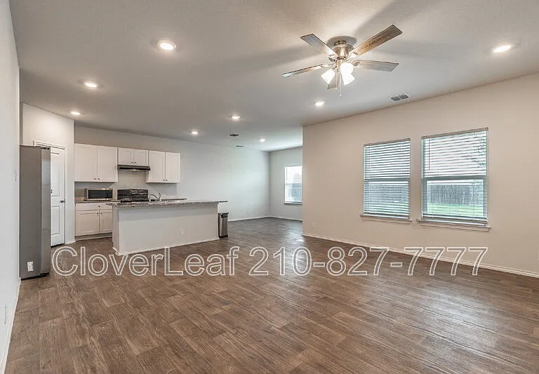 4242 Busbee Flds — Photo 8