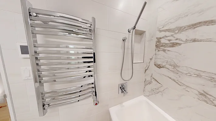 Rented by Flatiron Real Estate Advisors LLC | media 20