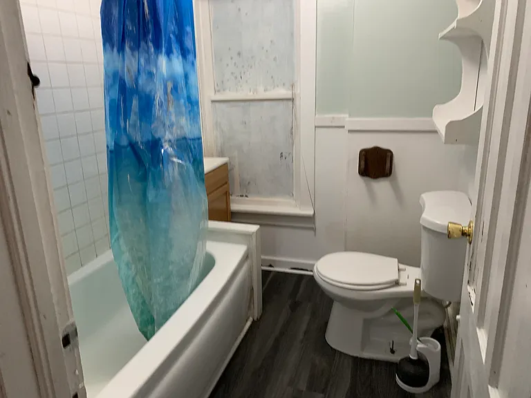 437 Clarendon St — Photo 8