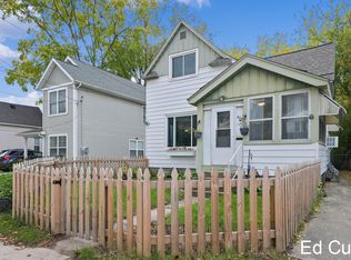 824 Arianna St NW, Grand Rapids, MI 49504