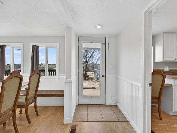 3rd image of 23466 Freezeout Rd