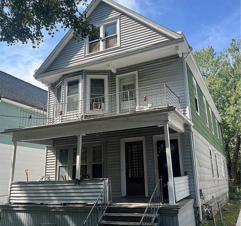 1st image of 440 Cornwall Ave