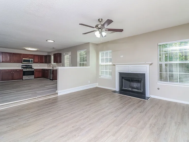 166 Birchfield Way — Photo 6
