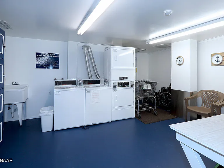 1224 S Peninsula Dr #102 — Photo 30