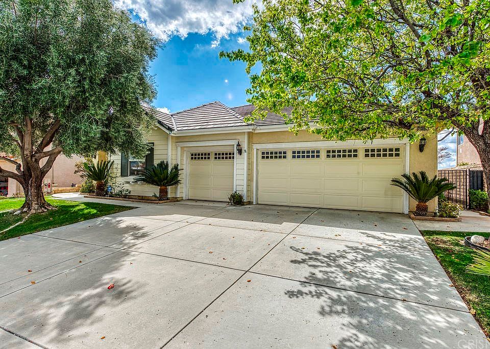 1st image of 28092 N Bridlewood Dr