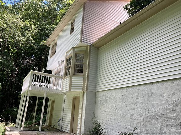 5th image of 1559 Silver Lake Dr