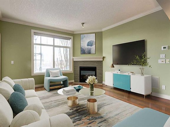 3rd image of 59 S 22nd Ave SW #302