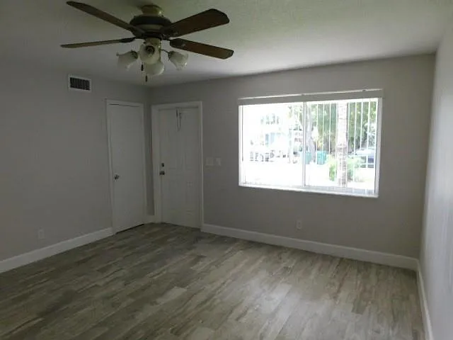 9459 SW 52nd Ct — Photo 13