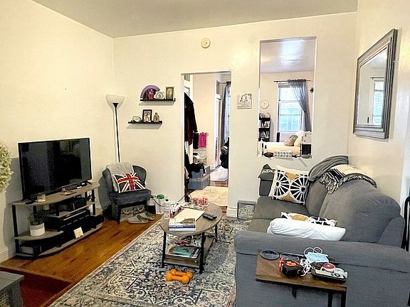 2nd image of 463 Columbus Ave #6F
