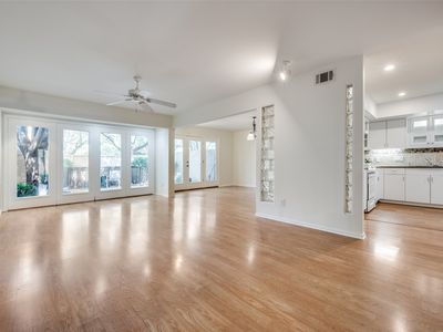 1810 Socorro Ln, Irving, TX, 75061