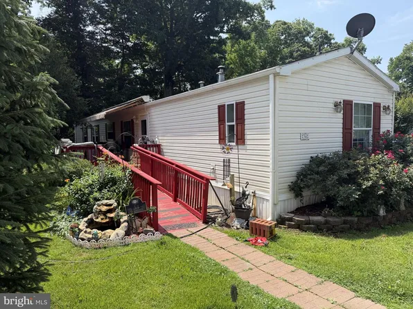 34 Buddy Blvd, Chesapeake City, MD 21915