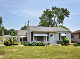 1110 S 10th St, Pekin, IL