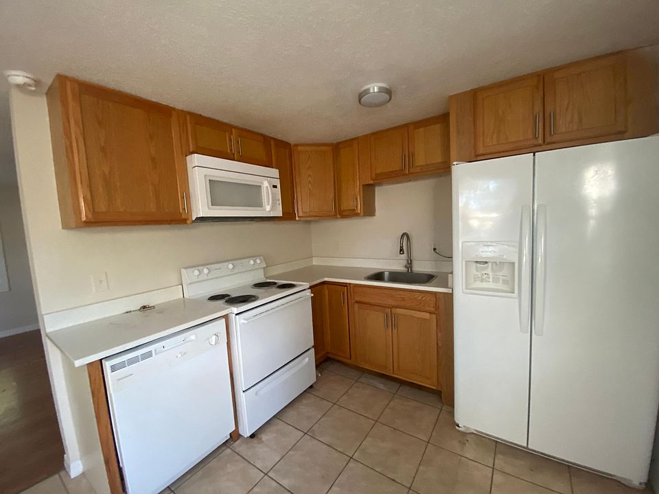 1st image of 503 S Howard St