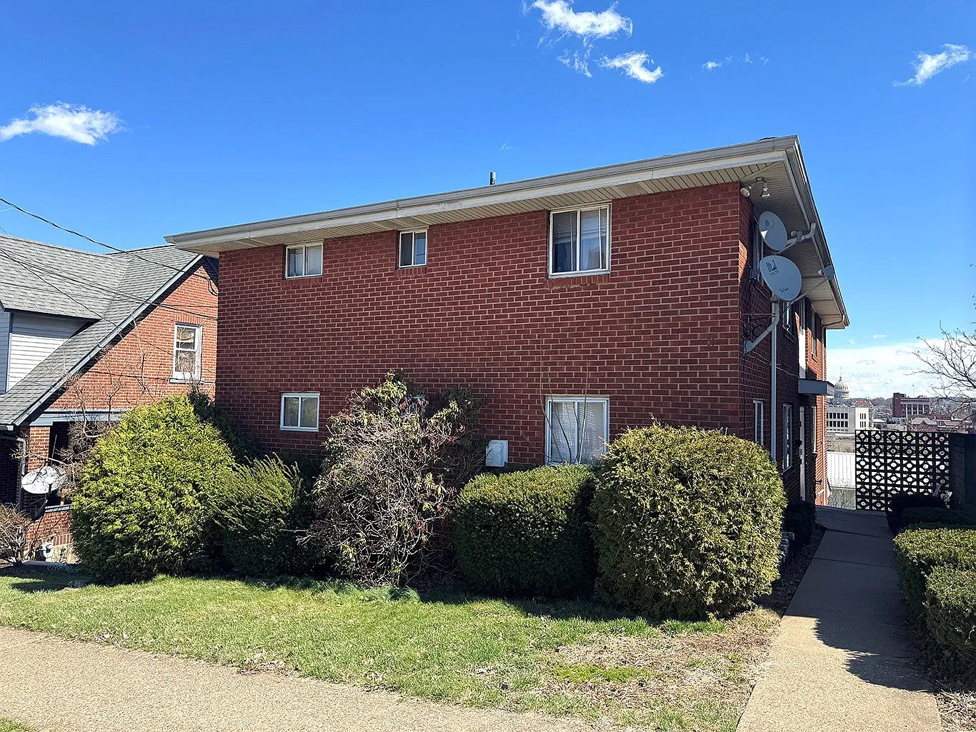 2 bed, 1.0 bath, 525 sqft, $925 — Photo 1