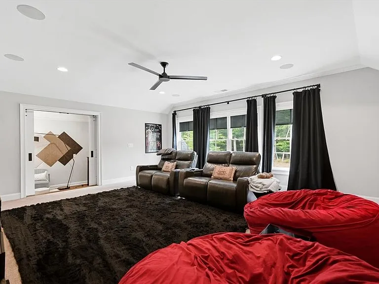 1012 Summit View Ln — Photo 20